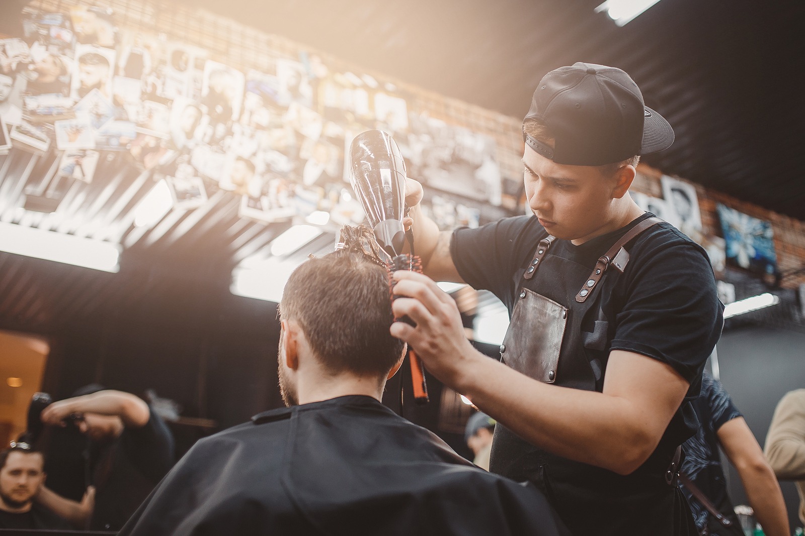 Undercut bei Geheimratsecken Eine moderne Alternative